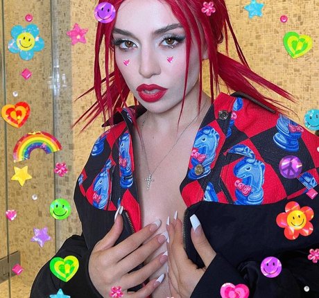 Ava Max naked pornstar archive