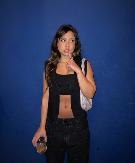 Bruna Carvalho naked star pic