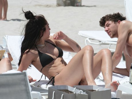 Lourdes Leon sex model image