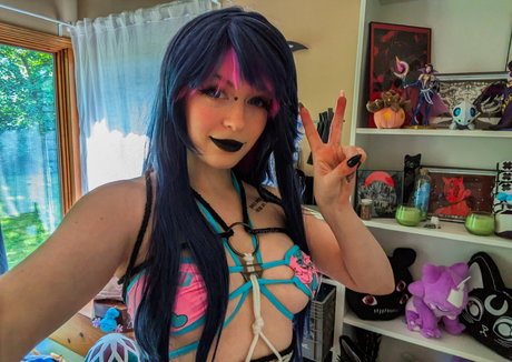 Carbunny high quality pornstar img