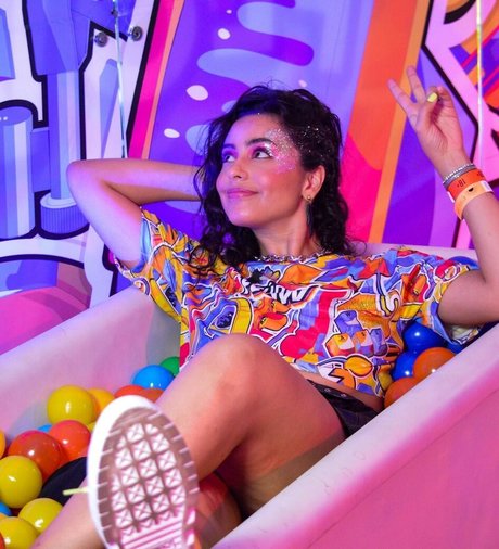 Yasmin Ali Yassine nice star photo