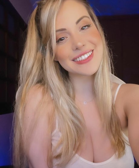 Bianca Similamore nude star picture