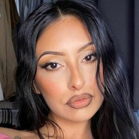 Listapia art actress image