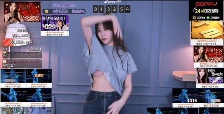 xiaoeun porn actress pics