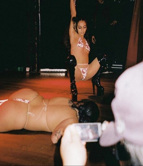 jovanajoestar pretty model pictures