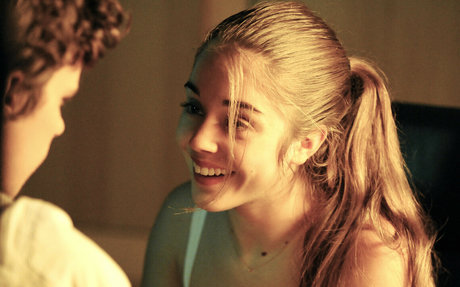 Alice Isaaz pornstar pictures