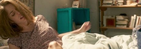 Alice Isaaz erotic model pic