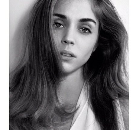 Alice Isaaz star art photo