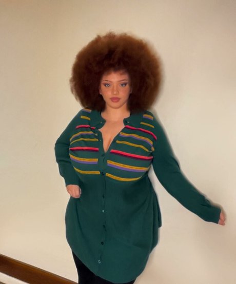 Nikkie Ginger pornstar naked pic