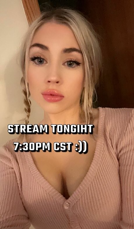 Hailsbee exclusive actress pic