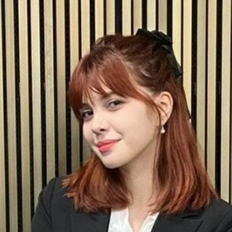 Amiguinha model perfect photo