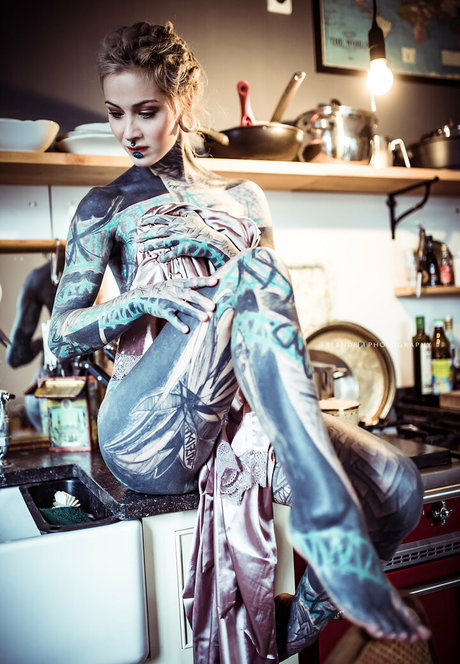 Anuskatzz model porn pic