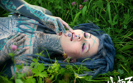 Anuskatzz star adult image