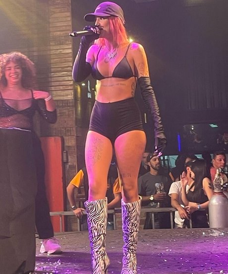 AZZY star high quality picture