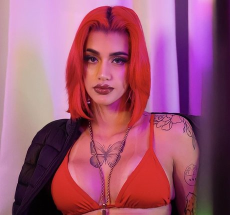 AZZY adult model images