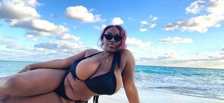 msolurin pornstar high quality img