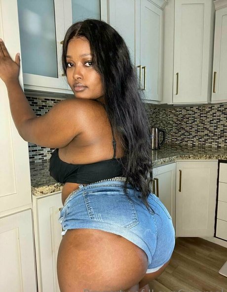 ilovecaramel sexy actress archive