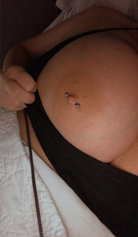 chloenyxxxvip erotic model photos