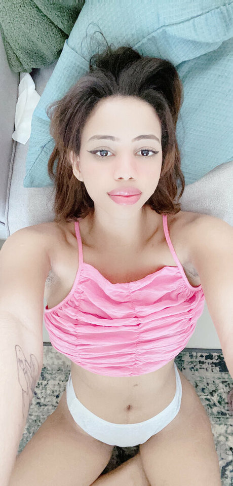 yourwaifoo model nice pics