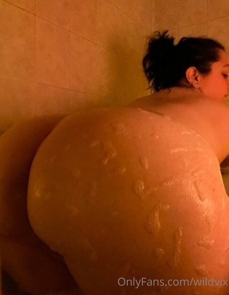 wildvix hot actress pictures