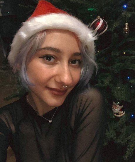 leliloo erotic model pics