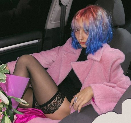 leliloo star naked photos