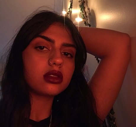 Mays Benatti model high quality picture