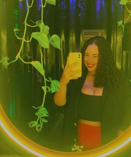 Maria Clara Tavares adult actress picture