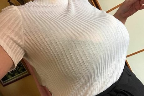 XLeila89 pornstar naked pics