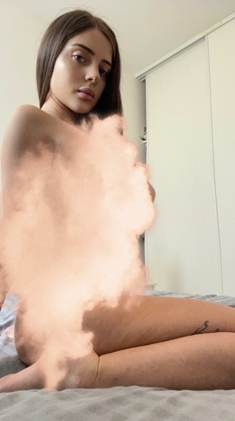 Bella mnz porn model image