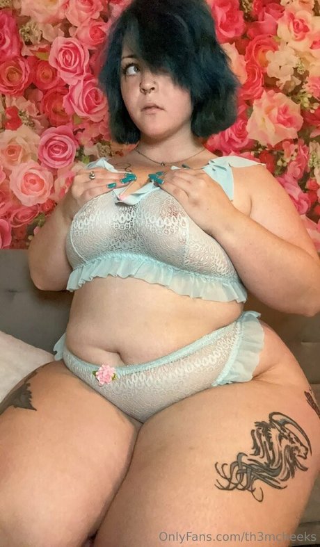 th3mcheeks star sexy gallery