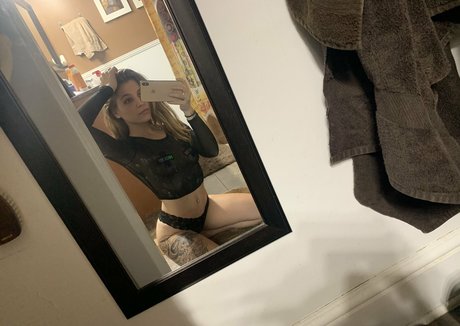 jaylynnt nude pornstar pictures