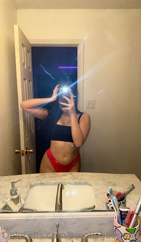 brookegoeswild hot star archive