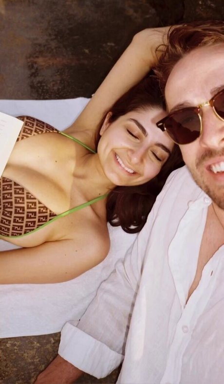 Ischtar Isik erotic actress picture