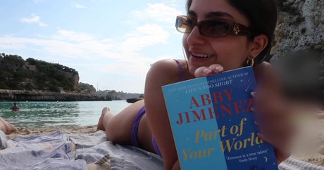 Ischtar Isik model perfect pictures