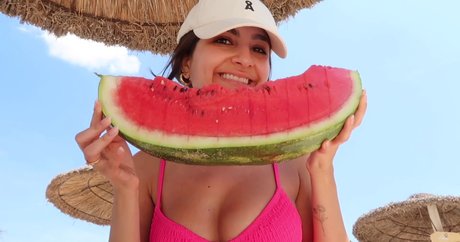 Ischtar Isik sexy pornstar img