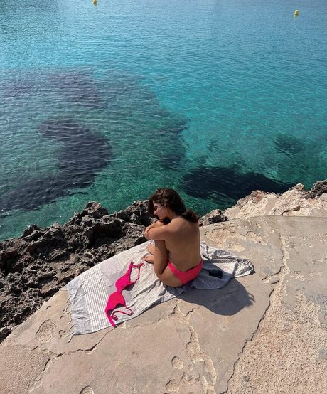 Ischtar Isik model beautiful gallery