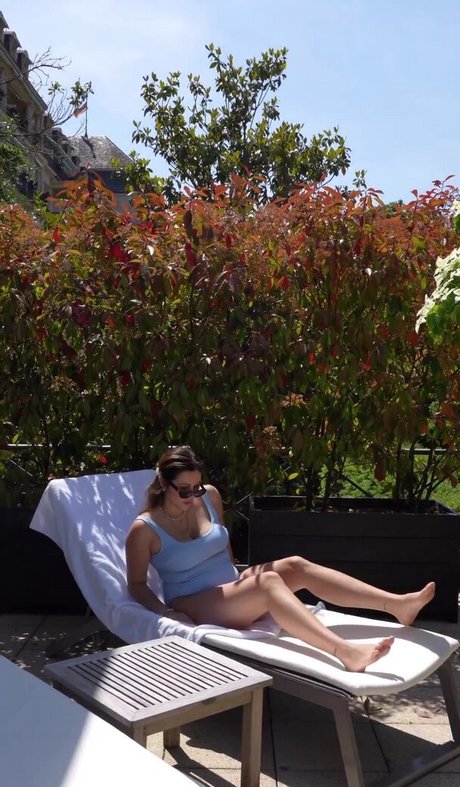 Anna Maria Damm star nice galleries