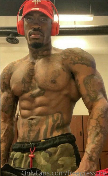 Freepressure star pornographic pic