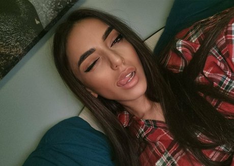 lorenpetite Profile pic