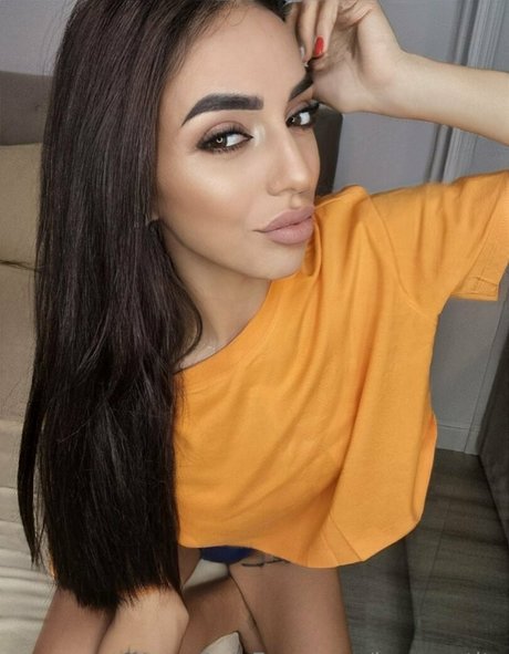 lorenpetite exclusive actress photo