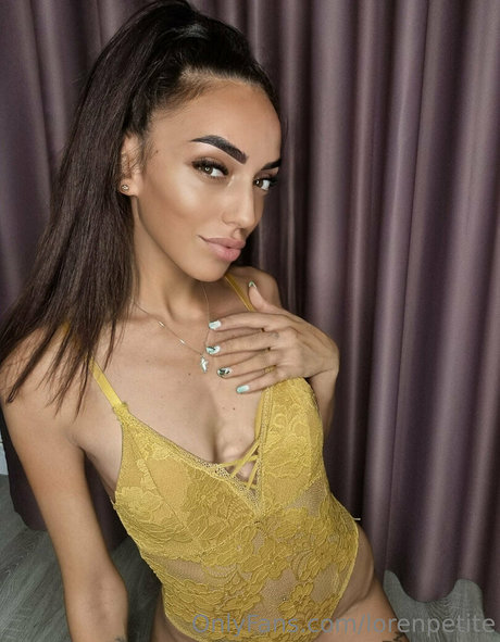 lorenpetite model free pics