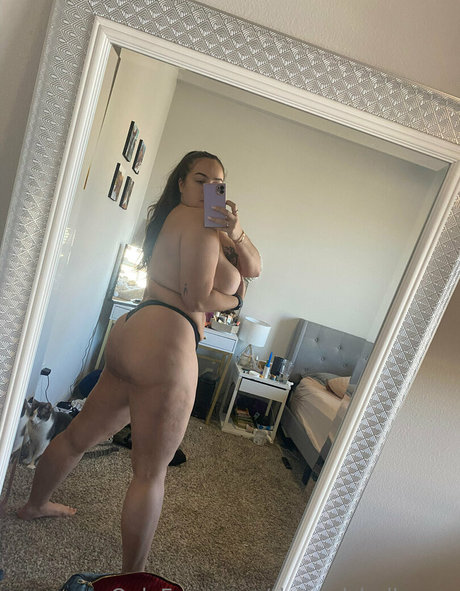 therealshelby xo erotic star pic