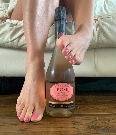 cheekysoles333 free actress pictures