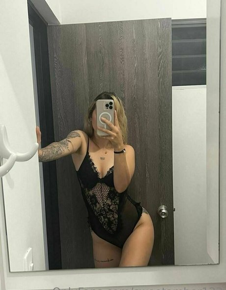 camil0530 nice model pics