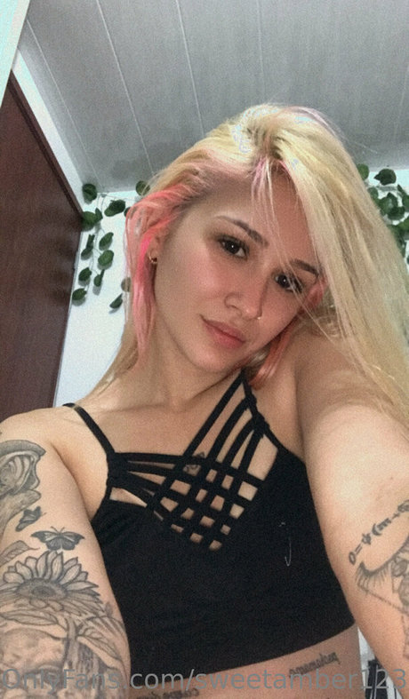 camil0530 pornographic actress img