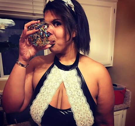 amazon leee naked actress pictures