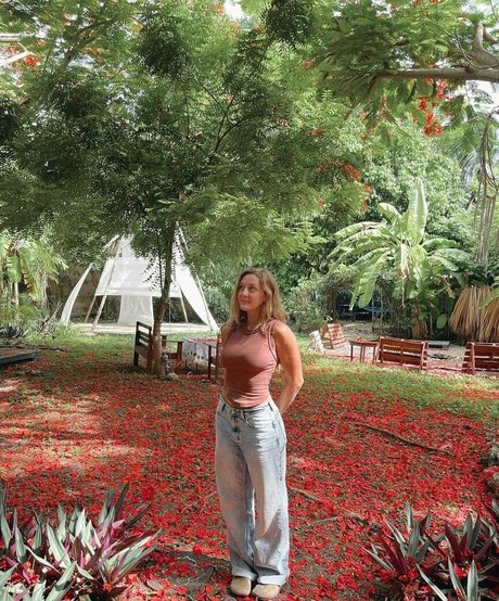 freemollypills xxx actress img