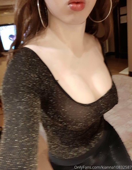 kianna10832587 nude model pictures