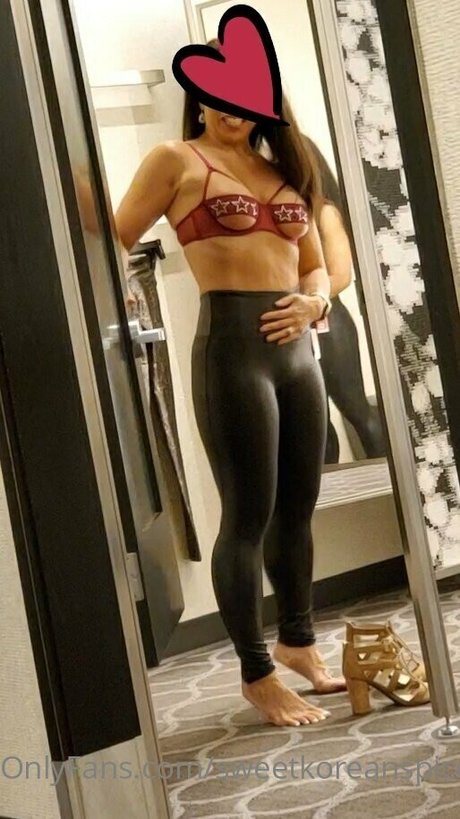 sweetkoreanspice art model pics